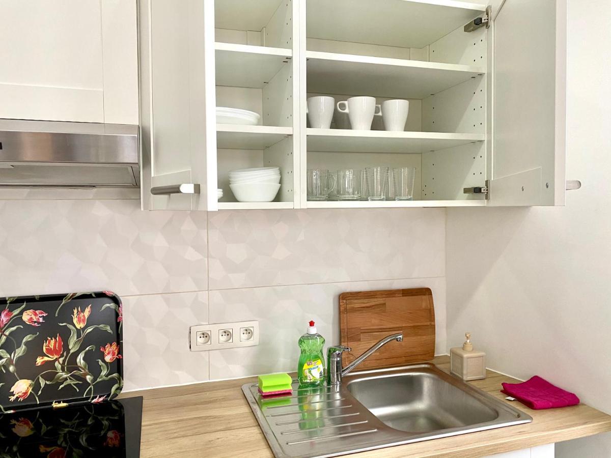 Bonjour Apartments Сentre 3 แอนต์เวิร์ป ภายนอก รูปภาพ